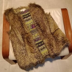 Mossimo Below Waist Faux Fur Vest